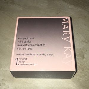 MaryKay Mimi compact